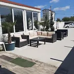 게스트하우스 Armsea Mamaia Nord Năvodari