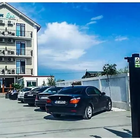 Armsea Mamaia Nord Guest house 4*